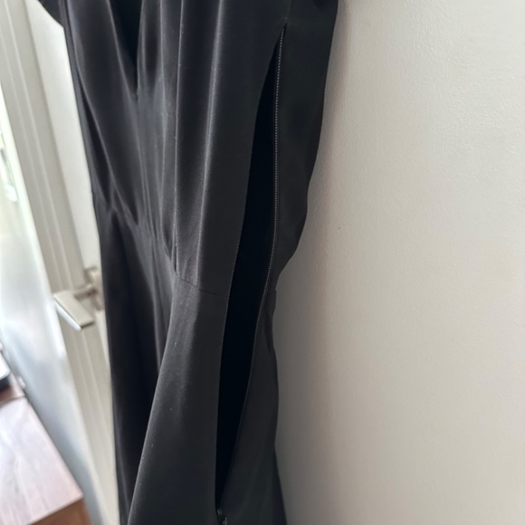 Flirty Black Wilfred Aritzia Mini Dress Size 0 - Picture 3 of 5